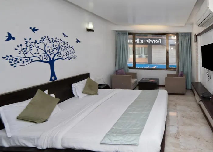 Hotel Maple Inn Ahmedabad